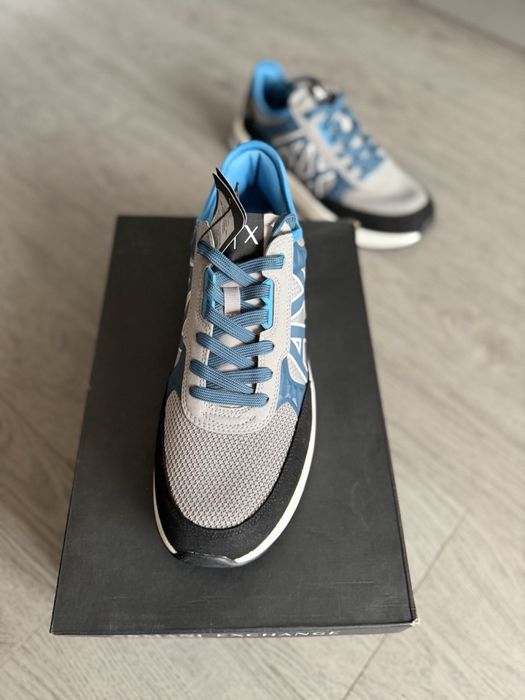 Кросівки Emporio Armani Exchange p. 44 Кроссовки ЕА7 Занша Нові