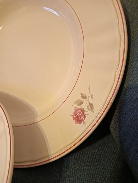 Conjunto de cerâmica/loiça 4 pratos antigos Faianças da Capoa Vintage*