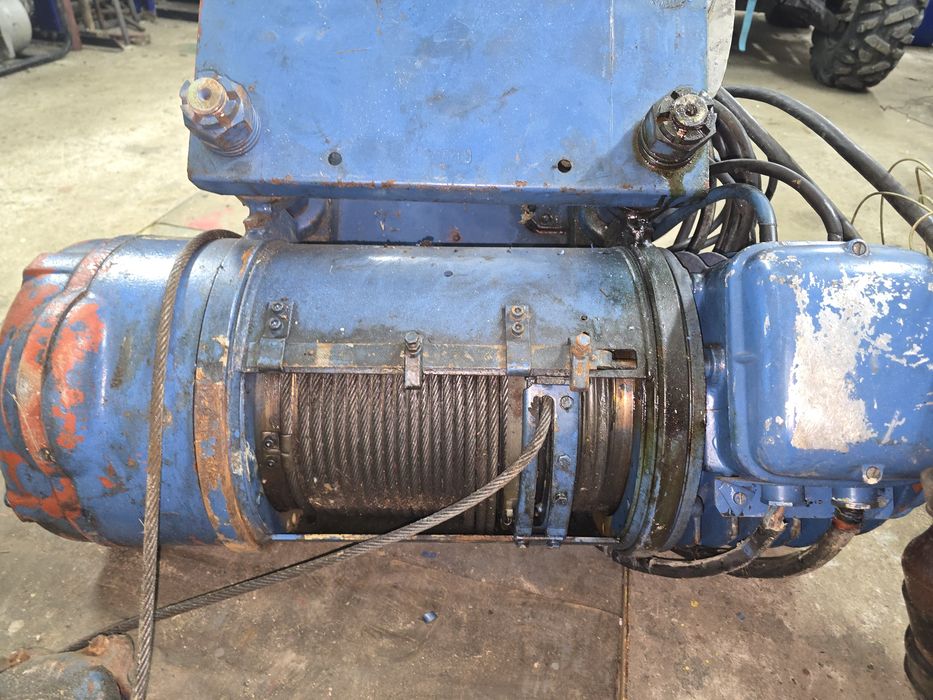 Suwnica wciągnik DEMAG 2T