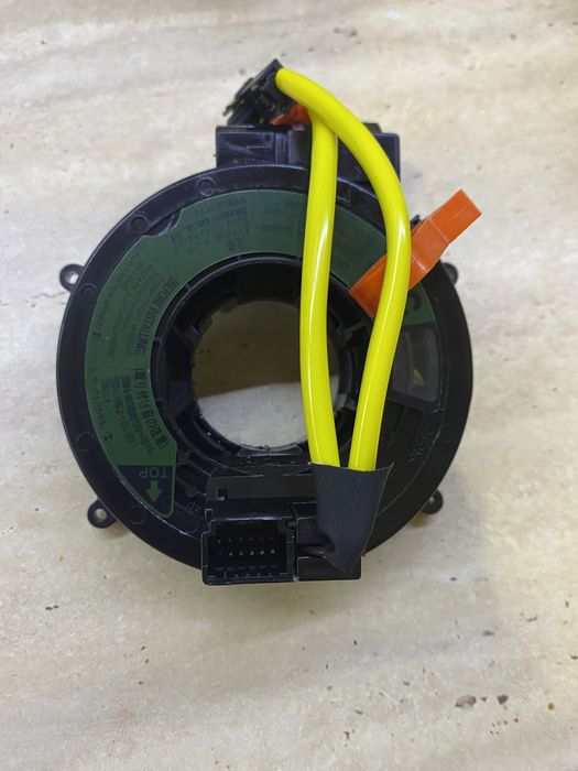 Шлейф руля Toyota Land Cruiser 100 Prado 120 Lexus ES300 GX470 LX470