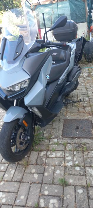 Vendo Mota BMW C400GT 2021 em otimo estado .