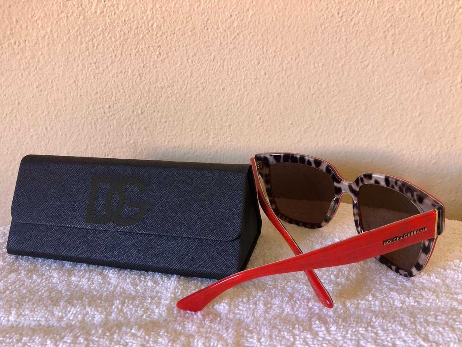 Óculos de Sol Dolce & Gabbana DG 4234 Vermelhos