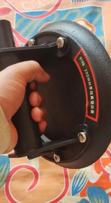 Нові вакуумна присоска