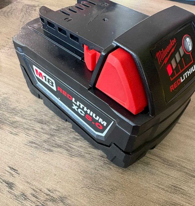 Milwaukee M18 5.0Ah REDLITHIUM XC5.0 48-11-1850 akumulator 18V NOWY USA
