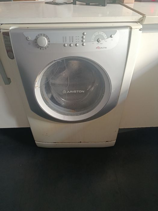 Máquina de lavar roupa