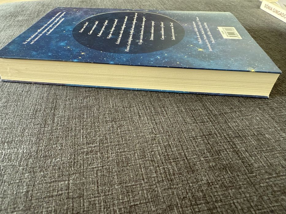 Livro “Breves respostas às grandes respostas- Stephen Hawking