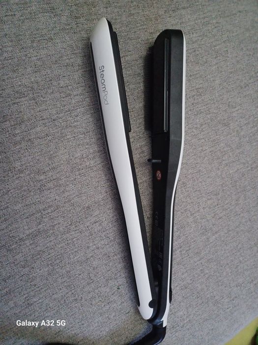 Máquina de alisar o cabelo a vapor