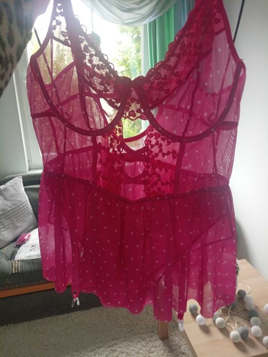 Zmysłowe body ze spódniczką,XL