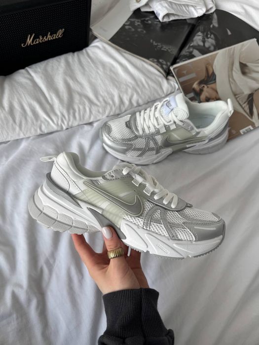 Nike V2K Runtekk Grey White