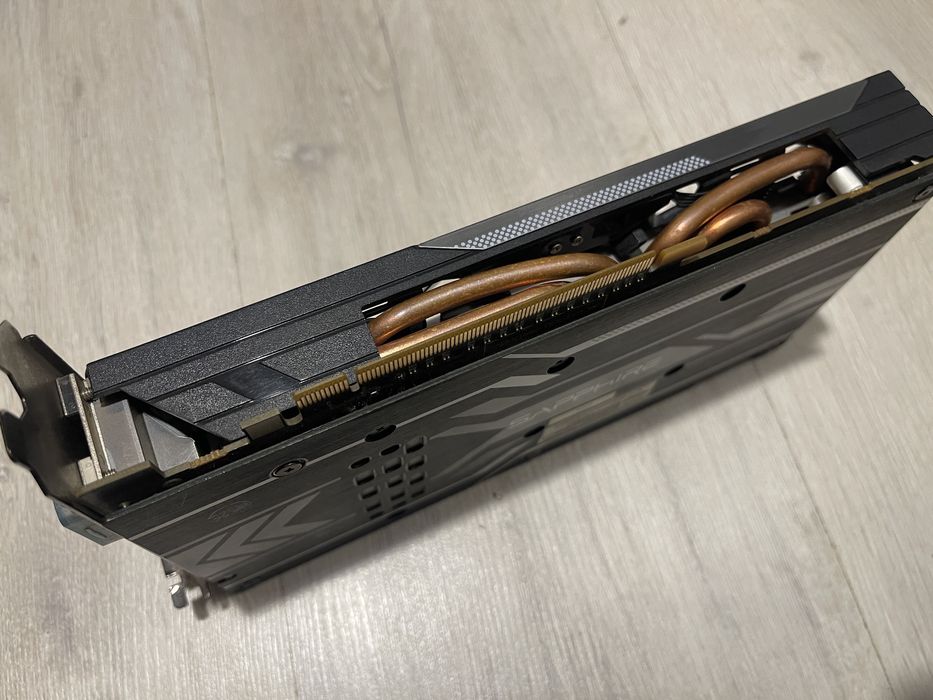 Sapphire R9 380X 4GB NITRO в чудовому стані