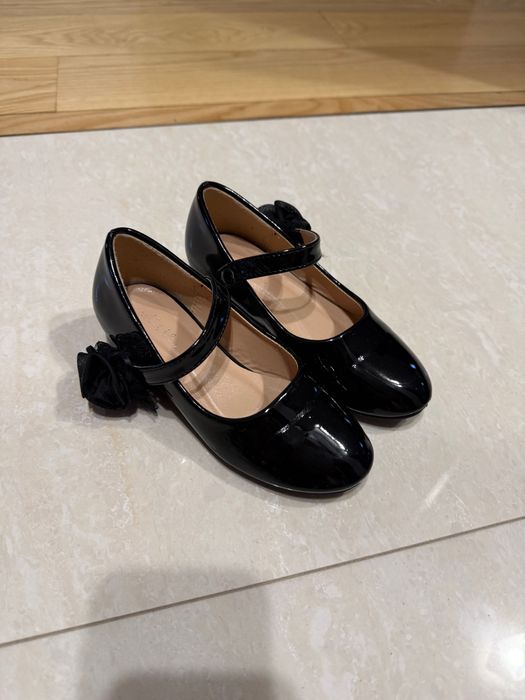 Buty lakierki piękne czarne rozm 28