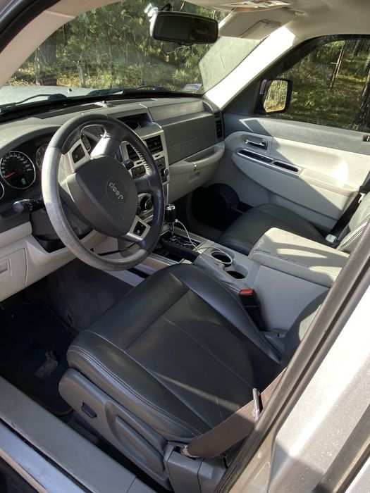 Jeep Cherokee KK Liberty 3,7 lpg wersja eu