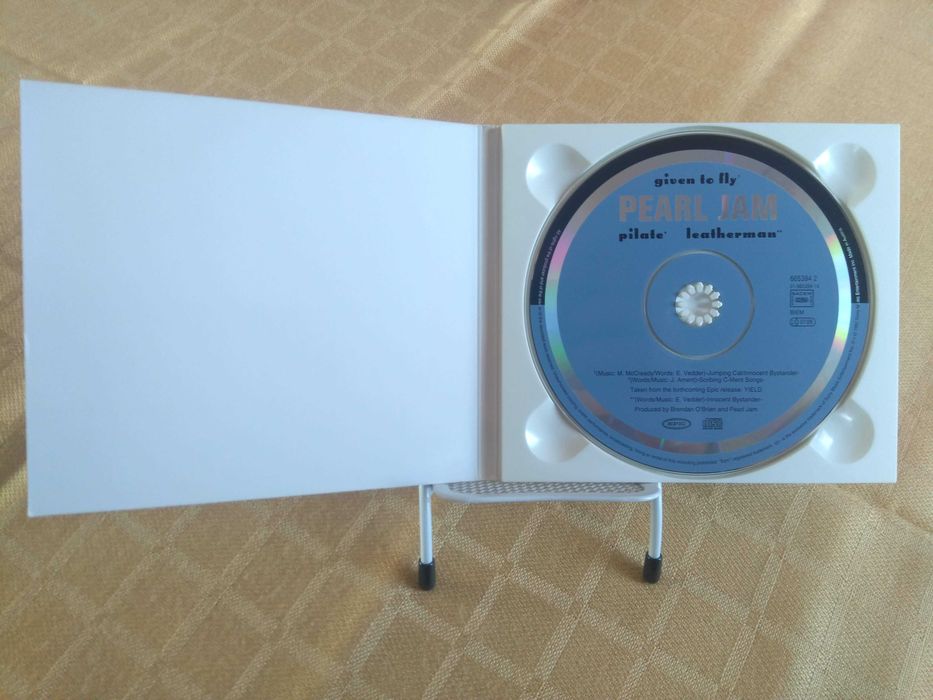 CD Pearl Jam - Given to Fly