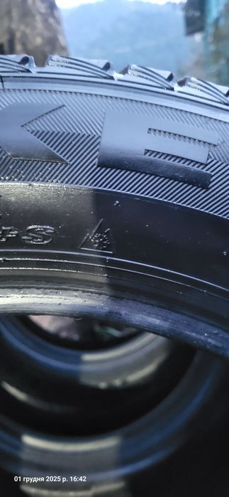 Шини NEXEN 235/60/18 зима
