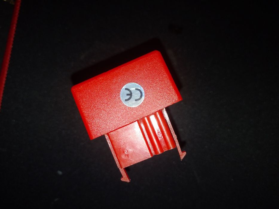 Продам комутатор з відсічкую