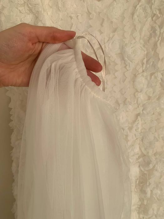 Свадебное платье с фатой