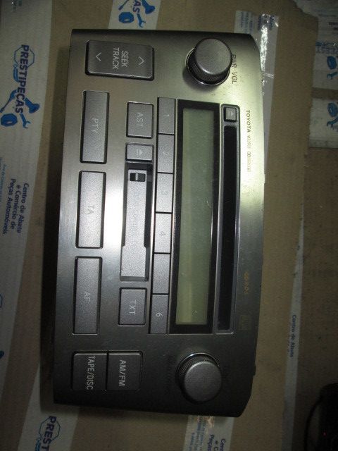 Rádio / auto-rádio TOYOTA Avensis Wagon (_T25_)
