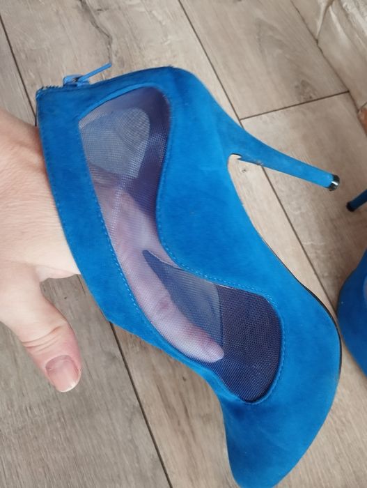 Piękne zamszowe wysokie szpilki botki z siateczką na lato chabrowe 38