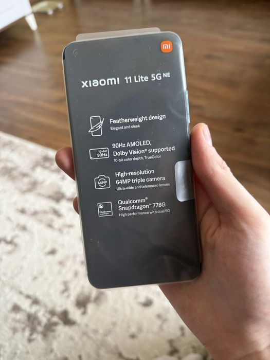 Xiaomi 11 Lite 5G NE - хороший стан, повний комплект + подарунки