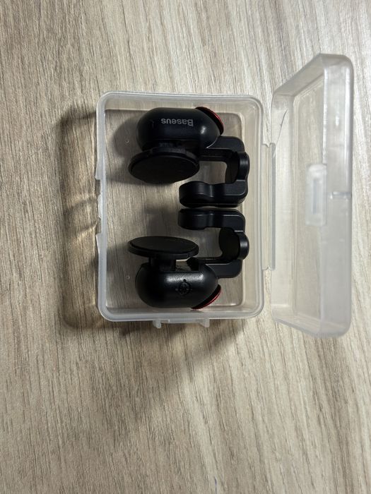 Продам клікери Baseus