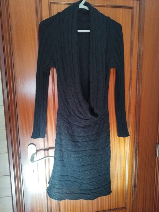 Vestidos pretos malha