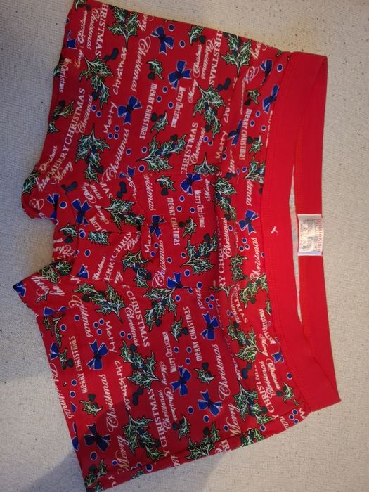 Bokserki męskie nowe kolor czerwony rozmiar XL.