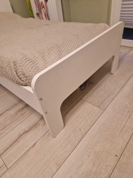 Ikea SKÄLK  łóżko 90x200