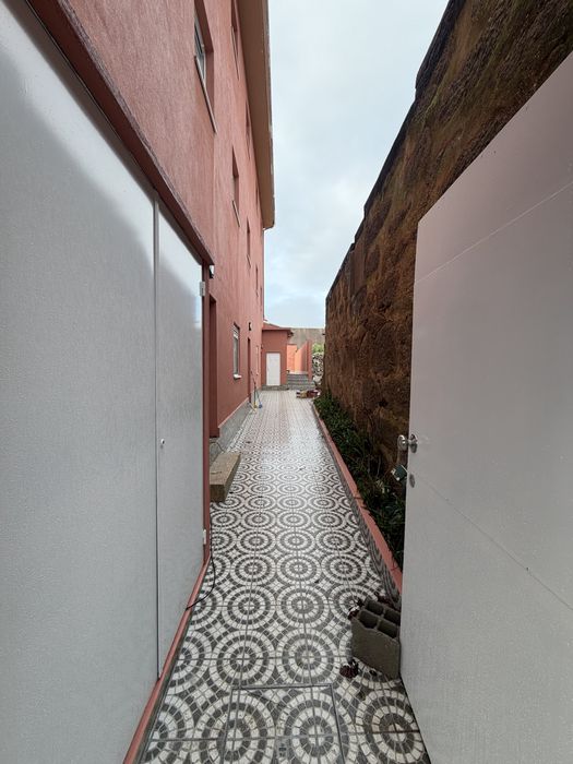 T2 Novo e Mobilado Despesas Incluídas Comboio à Porta Praia da Granja