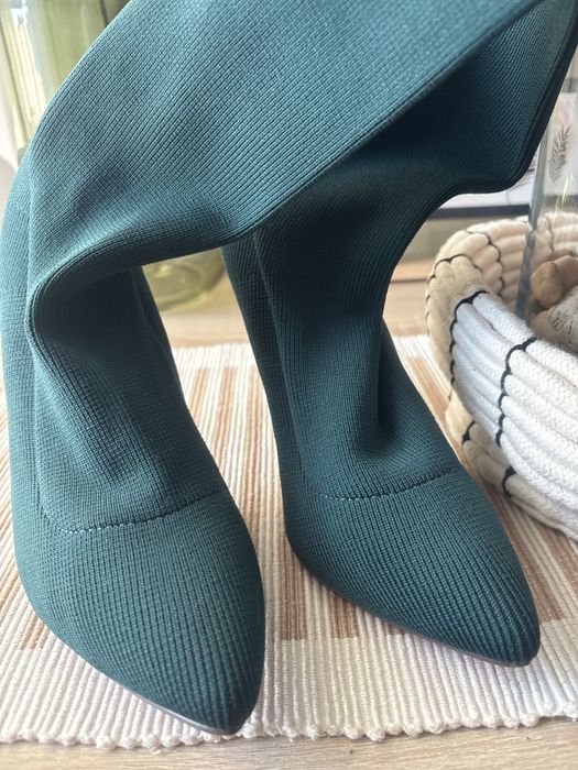 Kozaki z długimi cholewkami za kolano z Sergio Todzi