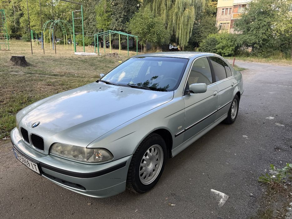 BMW E39  520i 2.0 газ/бензин