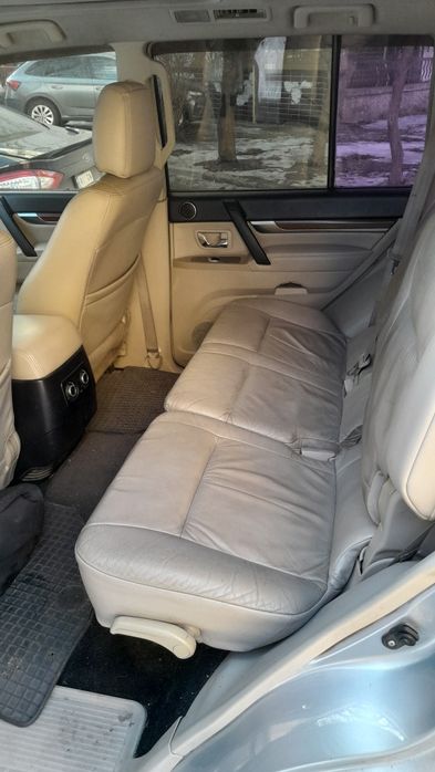 Автомобіль Mitsubishi  Pajero