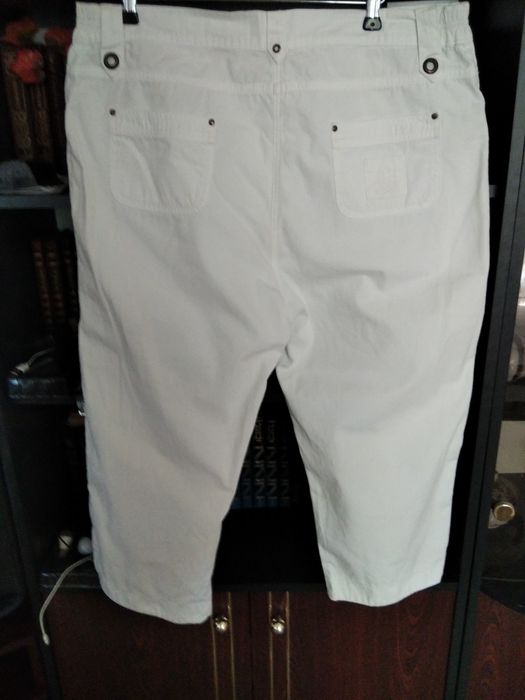 Продам бриджі дуже в гарному стані.