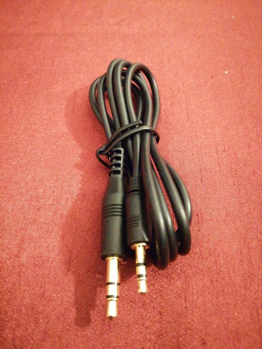 Jack and Mini-Jack Cable – Excellent Condition, Never Used