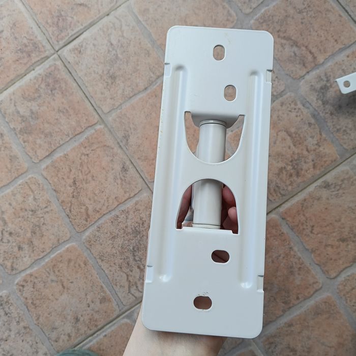 UPPLEVA Suporte de parede TV