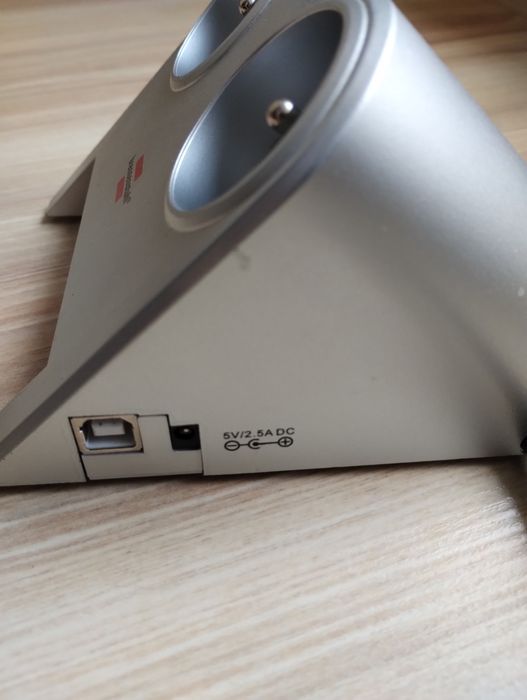 Brennenstuhl listwa zasilająca , 4 USB.
