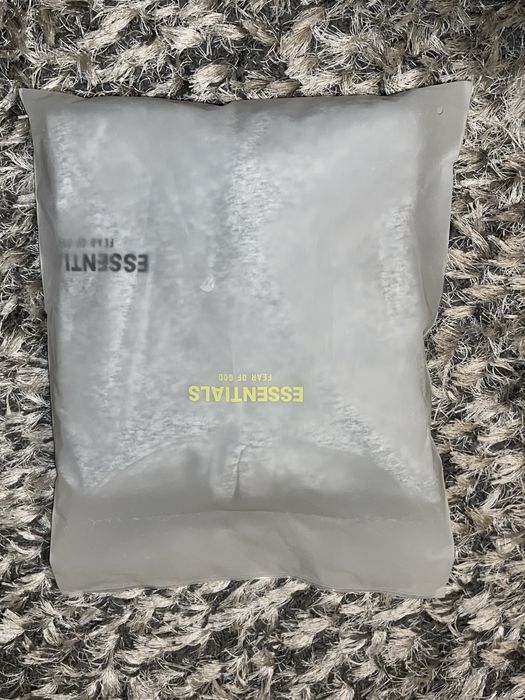 Худі  Essentials