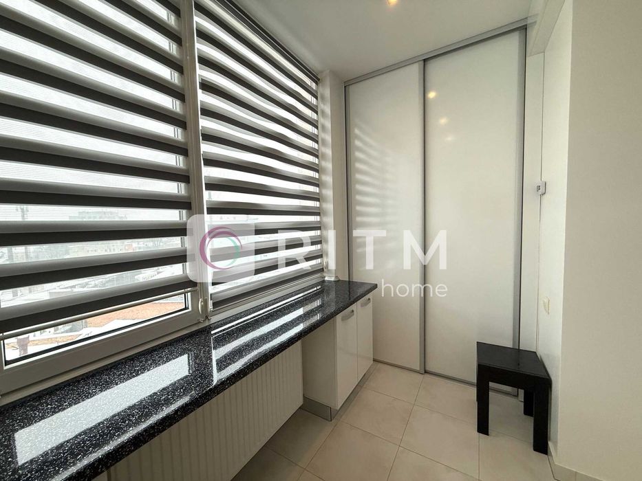 Оренда 2-кімнатна квартира з дизайнерським ремонтом + власний гараж