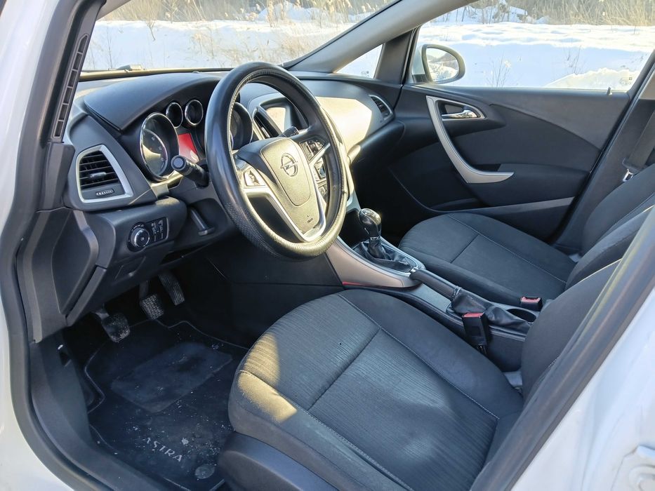 Продам Опель Астра 2011р.