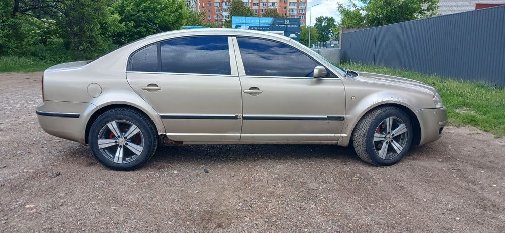 Продаж Skoda Superb