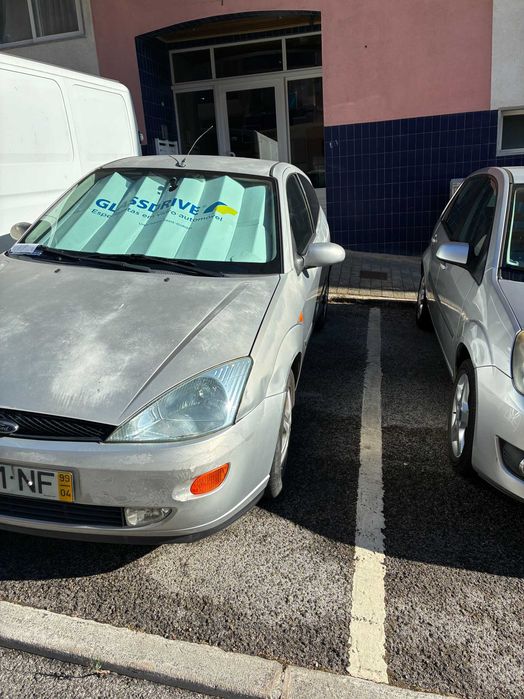 Ford Focus - 1.6 100cv - 1999  - 3 portas — photo 2