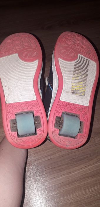 Продам кросовки ролики Оригінал