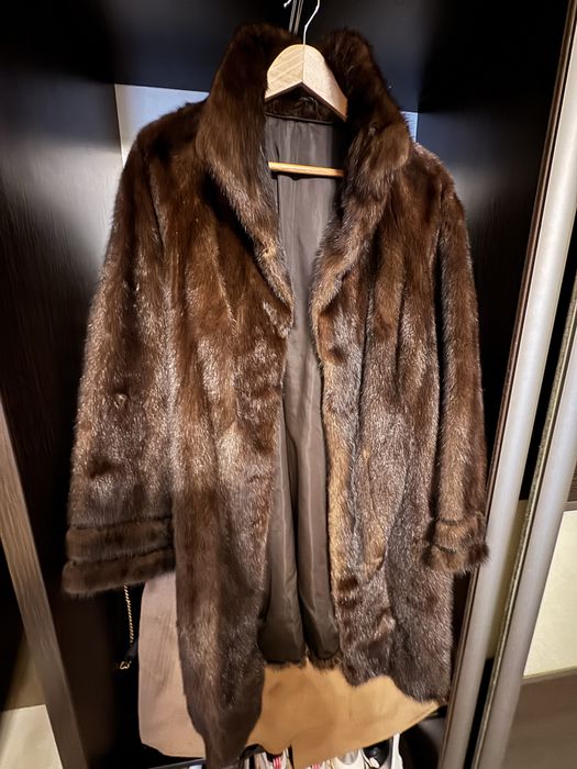 Норкова шуба в хорошому стані