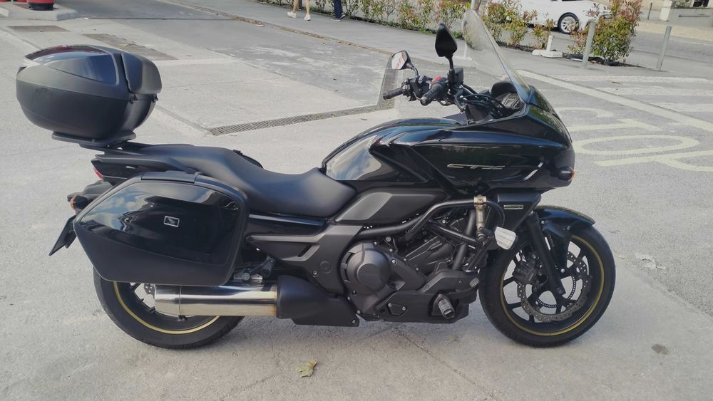 Vendo Mota Honda CTX 700