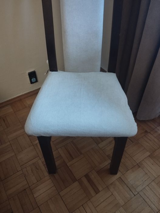 Pokrowce na krzesła kremowe, beżowe