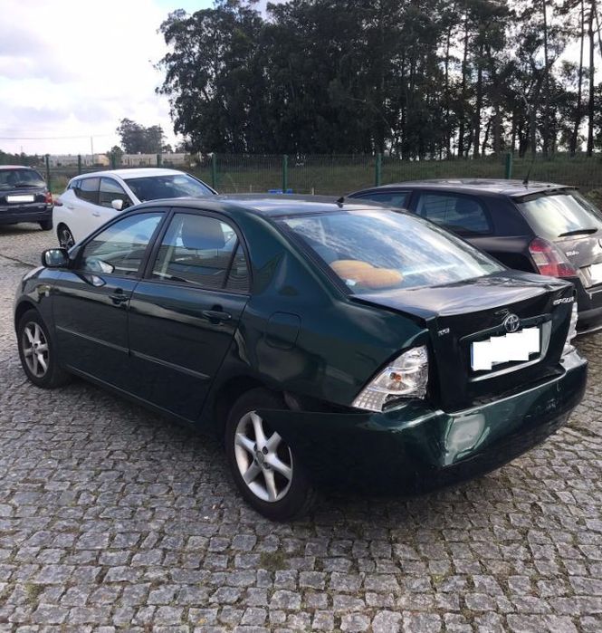Toyota Corolla E12 1.6 VVT-I 4P 2004 - Para Peças