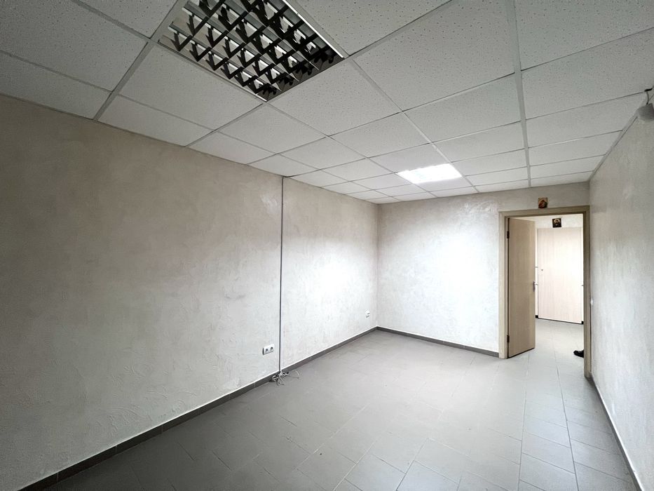 Продаж комерційного приміщення на Бамі