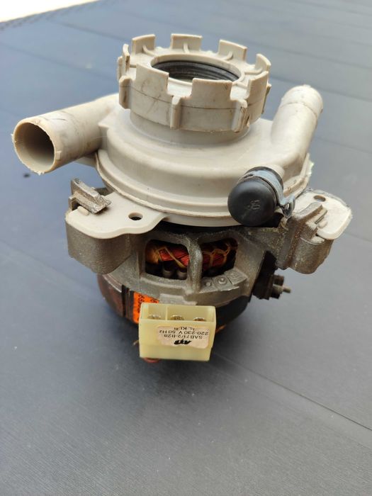 Motor máquina de lavar louça Ignis / Whirlpool