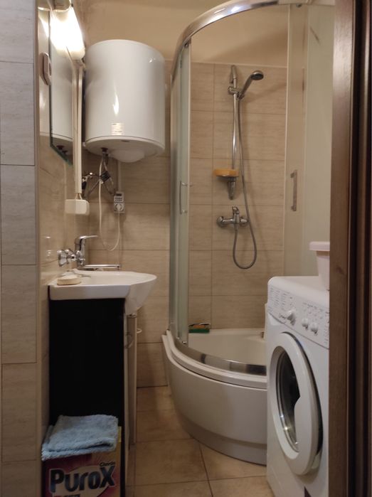 Dwa pokoje 37 m2, osiedle Sady, piętro 4/10 winda