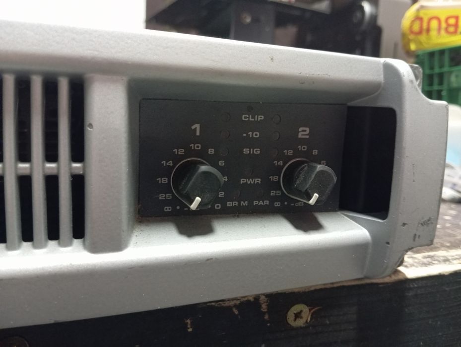 Końcówka mocy wzmacniacz QSC PLX 1802