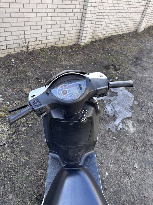 Обміняю скутер SYM symphony